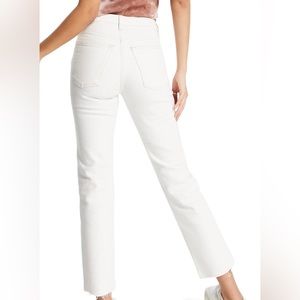 NWOT White Topshop Straight Leg Raw Hem Jeans with Gold Stitching 🤍